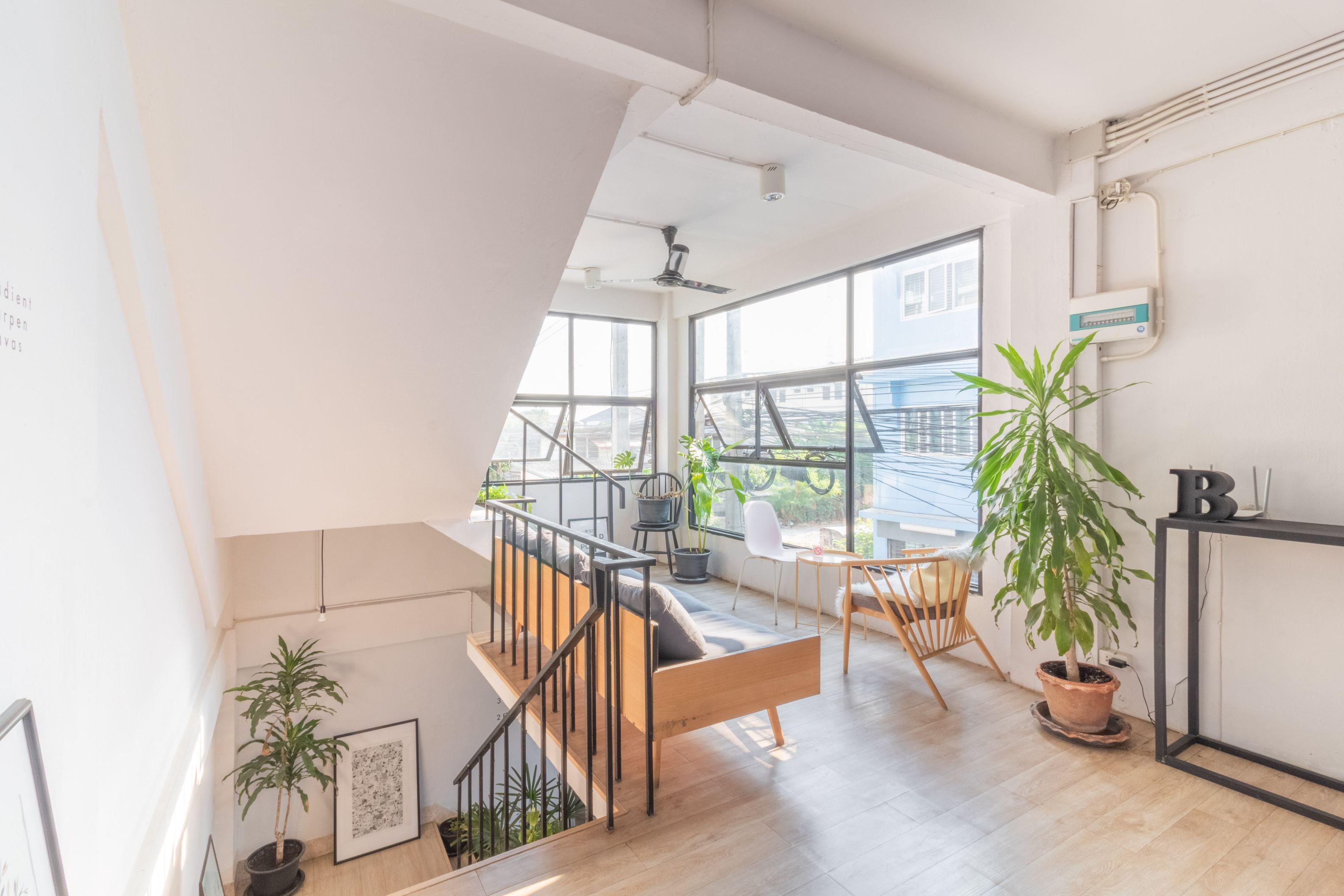 Beige Poshtels + Netflix Vandrehjem Bangkok Eksteriør billede