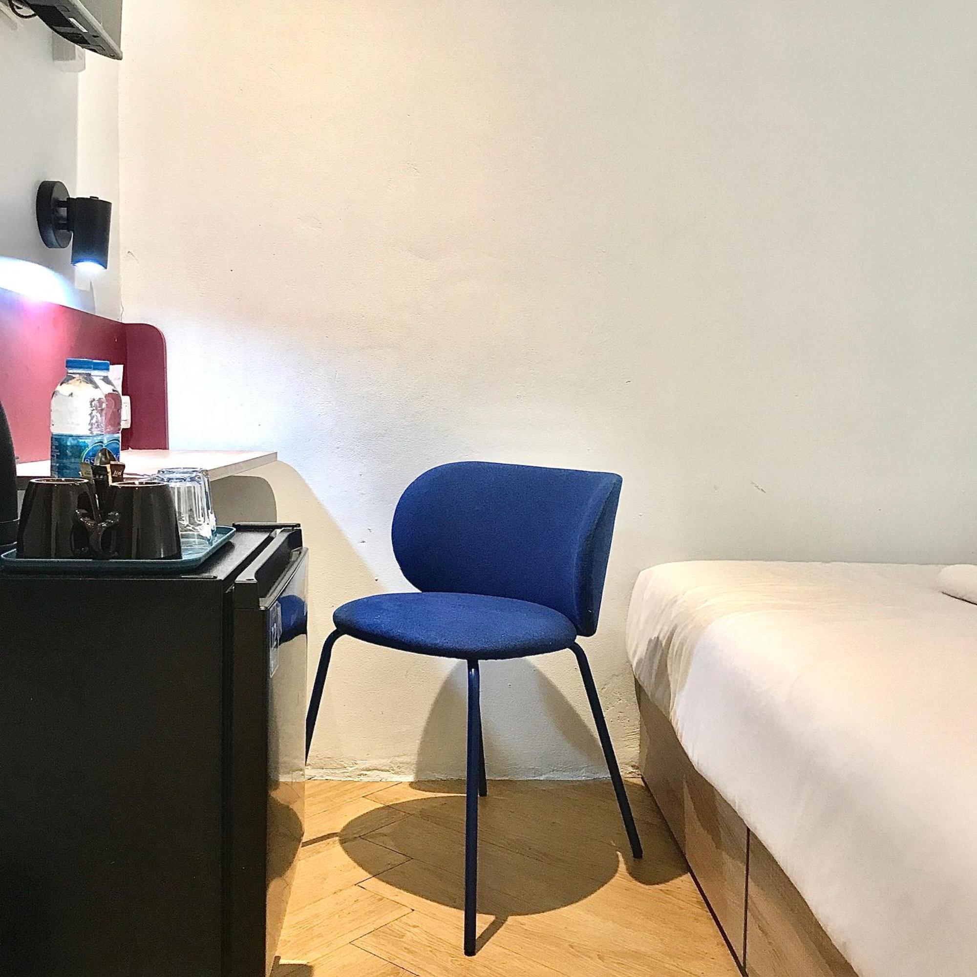 Beige Poshtels + Netflix Vandrehjem Bangkok Eksteriør billede